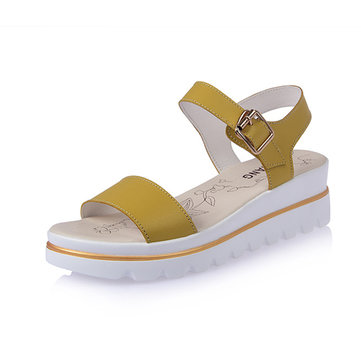 Sandales compensées femmes d'été doux et confortables en cuir respirant chaussures plage sandale