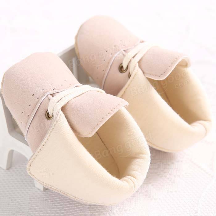Nouveau-né bébé de fille de bébé crèche chaussures kaki revers de bottes de coton à lacets souples& 