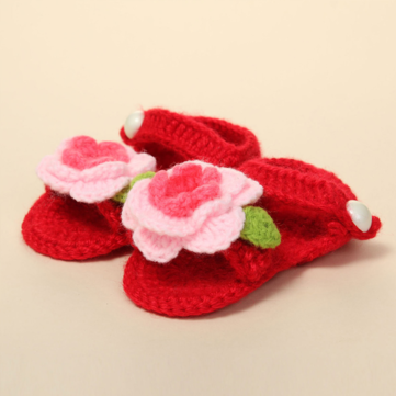 Bébés à la main de bébé sandales tricot crochet chaussures de fleurs